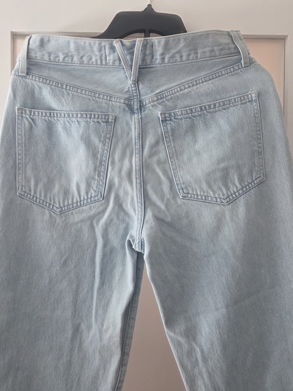 Veronica Beard Blake High-Rise Stretch Straight-Leg Cropped Jeans - Picture 8 of 10